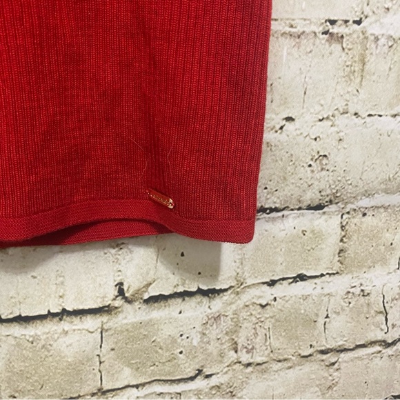 Calvin Klein Red Rubbed Sleeveless Sweater Vest - Picture 3 of 6